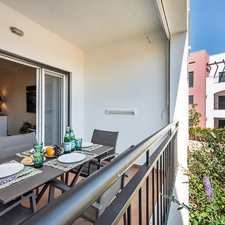 Ideal טאווירה